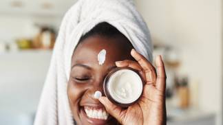 artigo-como-a-beleza-inclusiva-tem-sido-tratada-na-industria-cosmetica artigo-como-a-beleza-inclusiva-tem-sido-tratada-na-industria-cosmetica